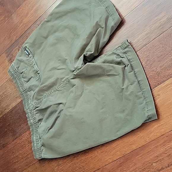 Volcom | Chino Shorts - Picture 4 of 6